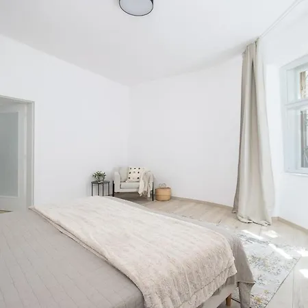 In Historical Palace In Old Town Bratislava * Otilia