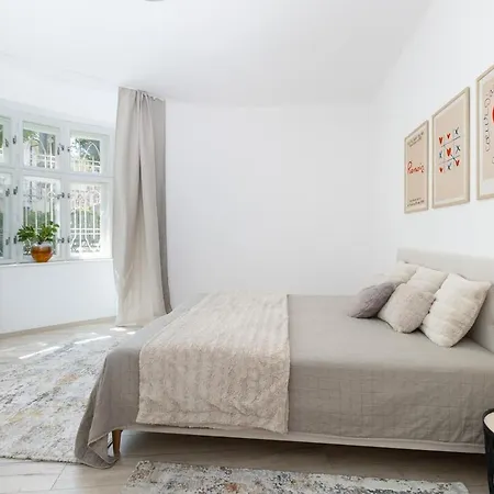 In Historical Palace In Old Town Bratislava * Otilia